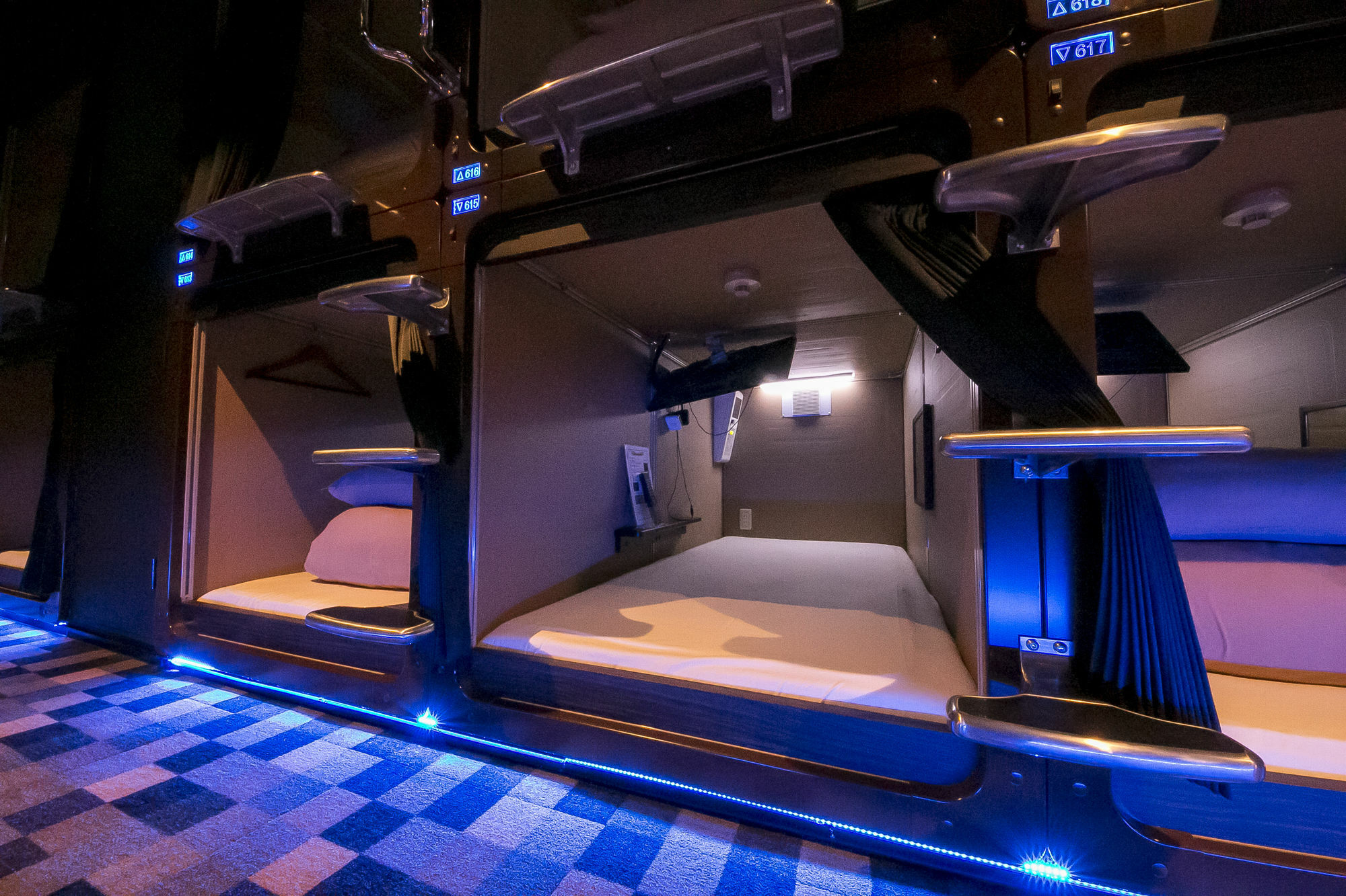 Kapselhotell Spa&capsule Grandpark Kitasenju